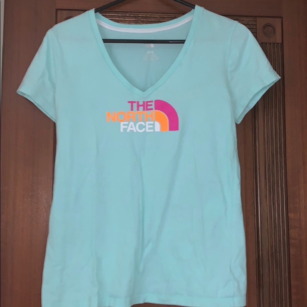 Women’s North Face Workout Shirt